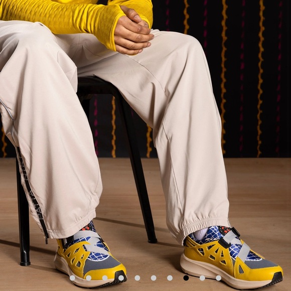 Patta x Nike Team Huarache 20Y24 • 2024 • Size 12 • Yellow or Pink - Picture 15 of 16